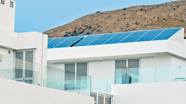 Aprovecha el Sol: ¿Por Qué Los Cabos es Ideal para Paneles Solares?